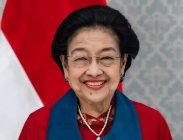 Megawati Terima Gelar Doktor Honoris Causa dari Kampus